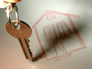 Государство поможет пострадавшим от ипотеки, отобрав у них жилье